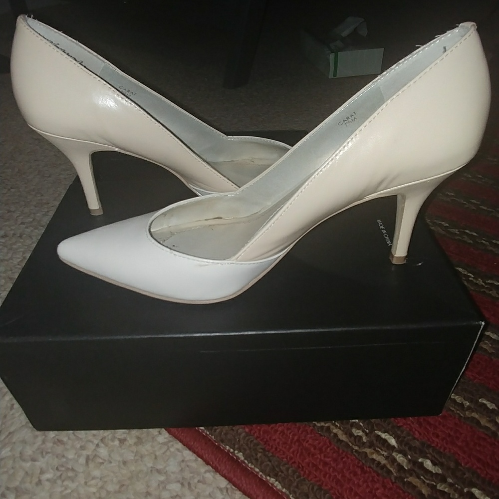Tahari heels
